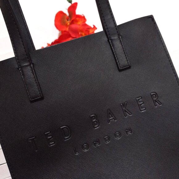 Ted Baker London All Black 2 Handle Seacon Minimalist Tite Bag - Picture 1 of 9